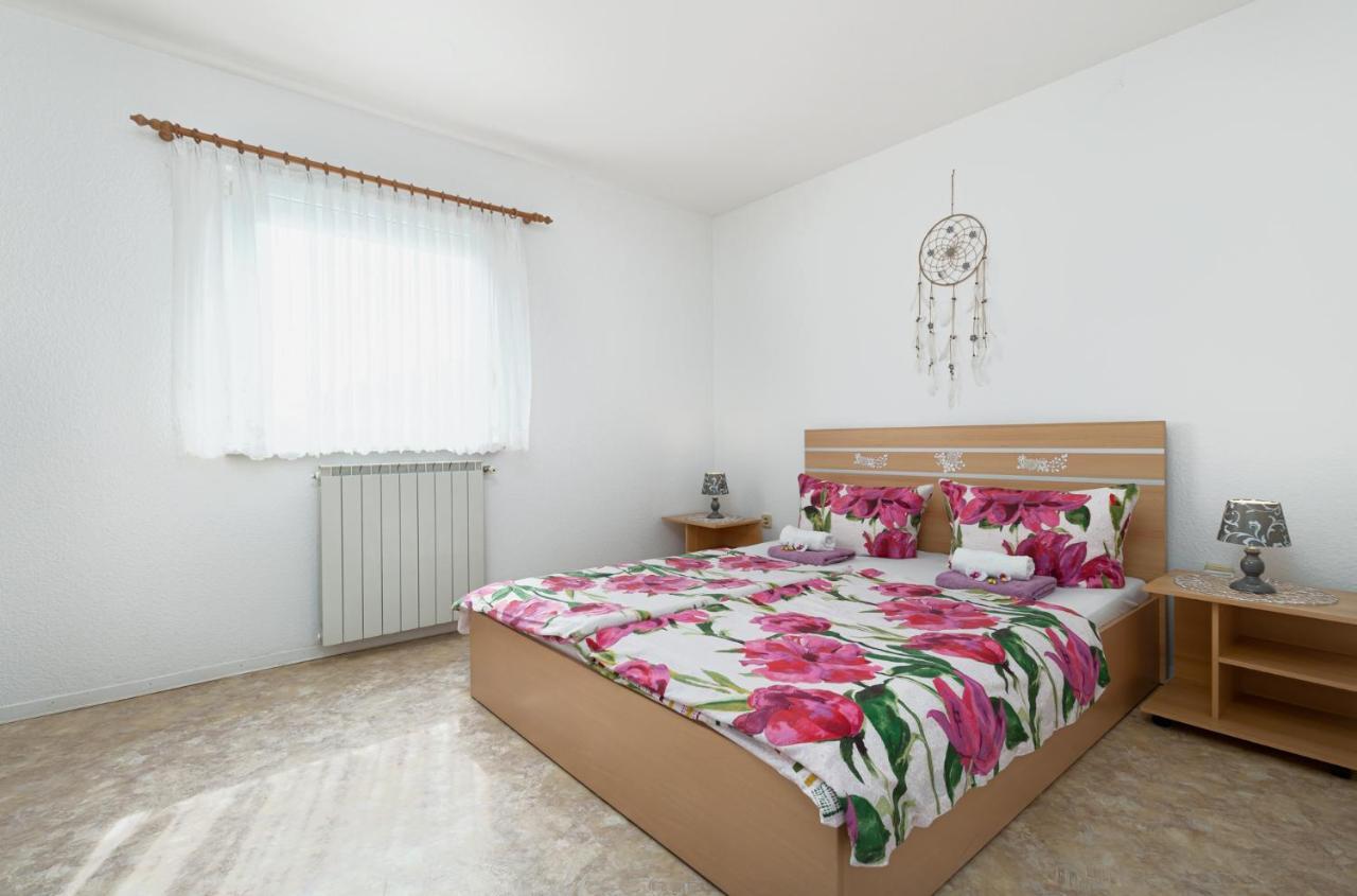 Ferienwohnung Haus Delphin Poreč Exterior foto